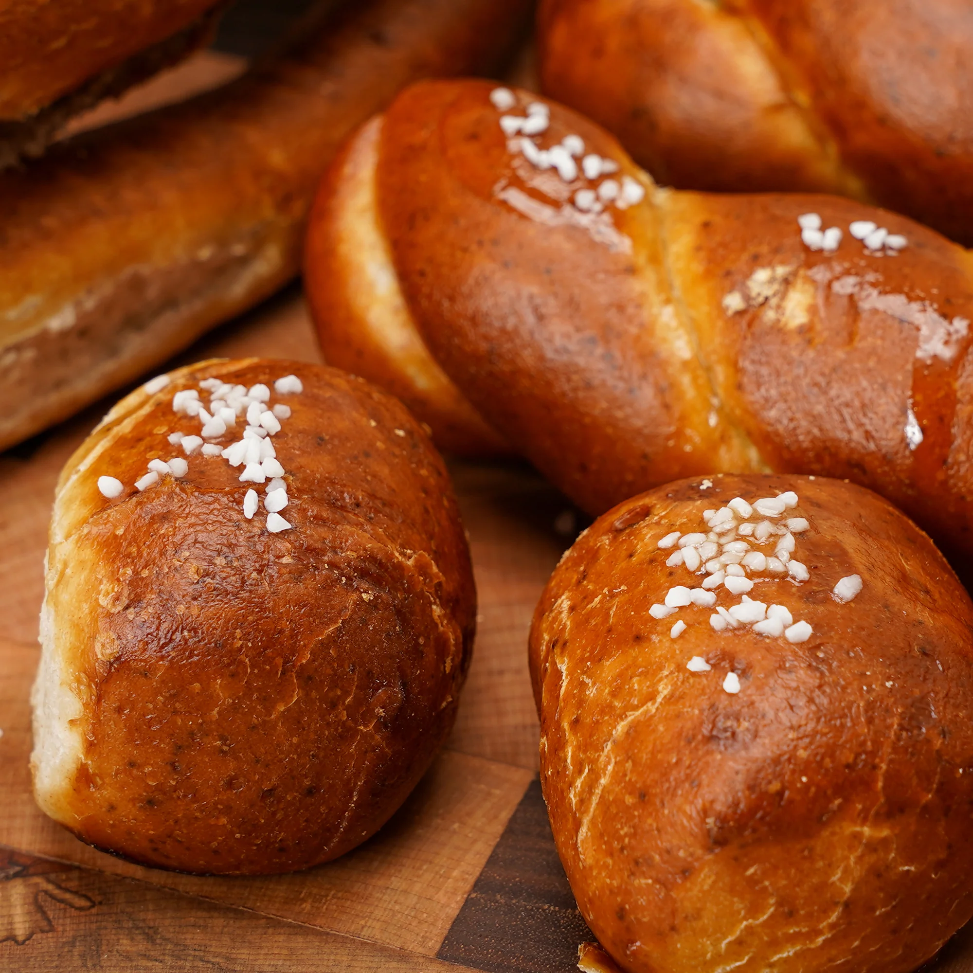 Artisanal Favorites Soft Pretzel Box - Image 4