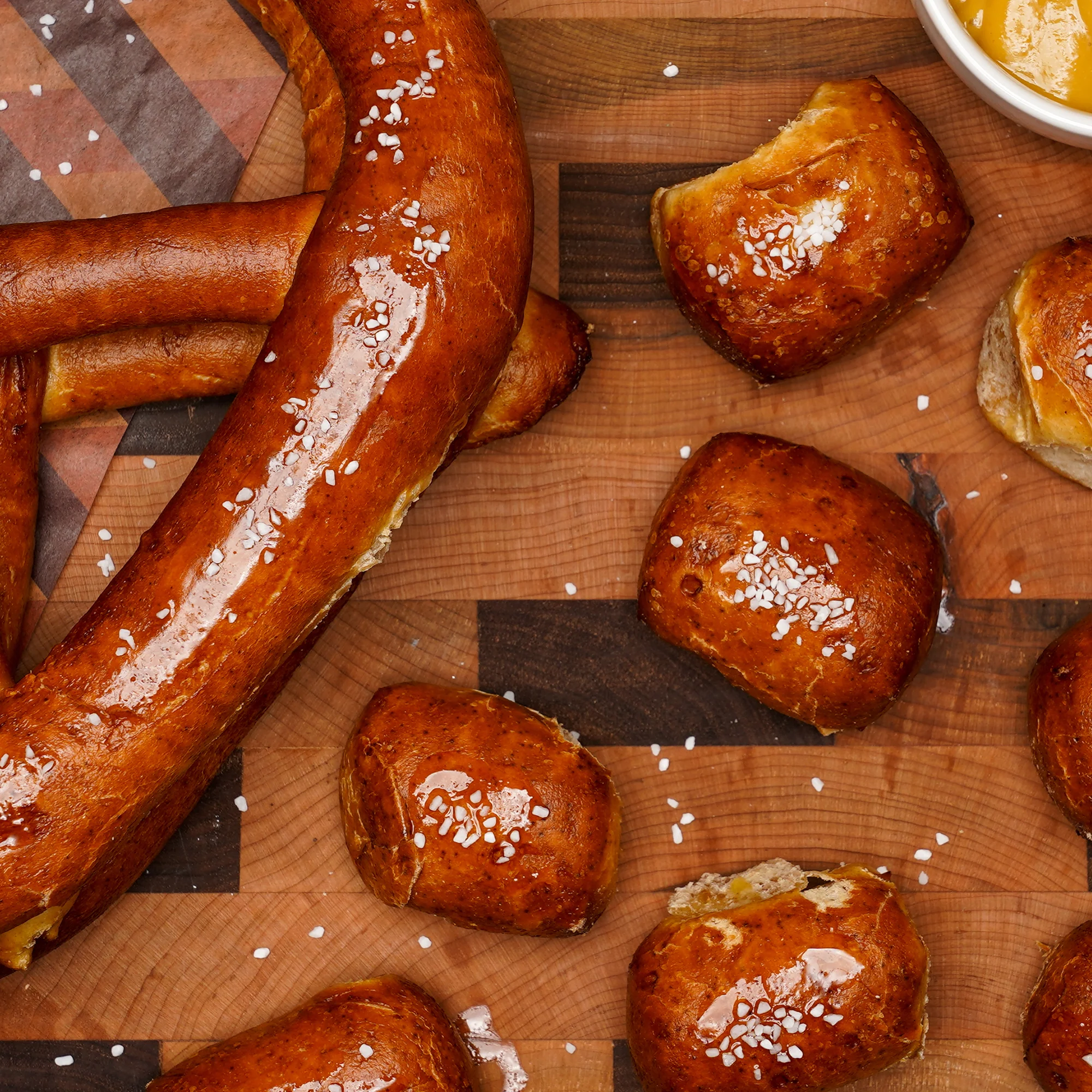 Pretzelicious Soft Pretzel Box - Image 3